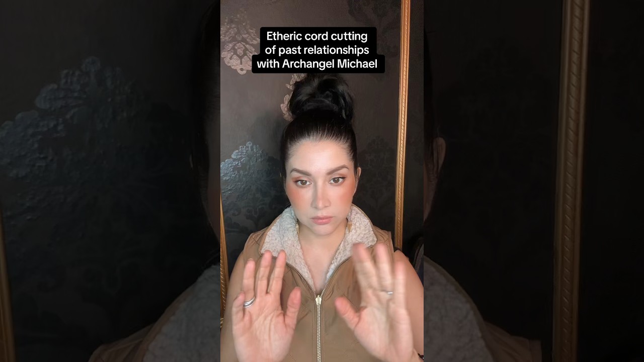 Etheric cord cutting of past relationships with Magical Femme #energyhealing
