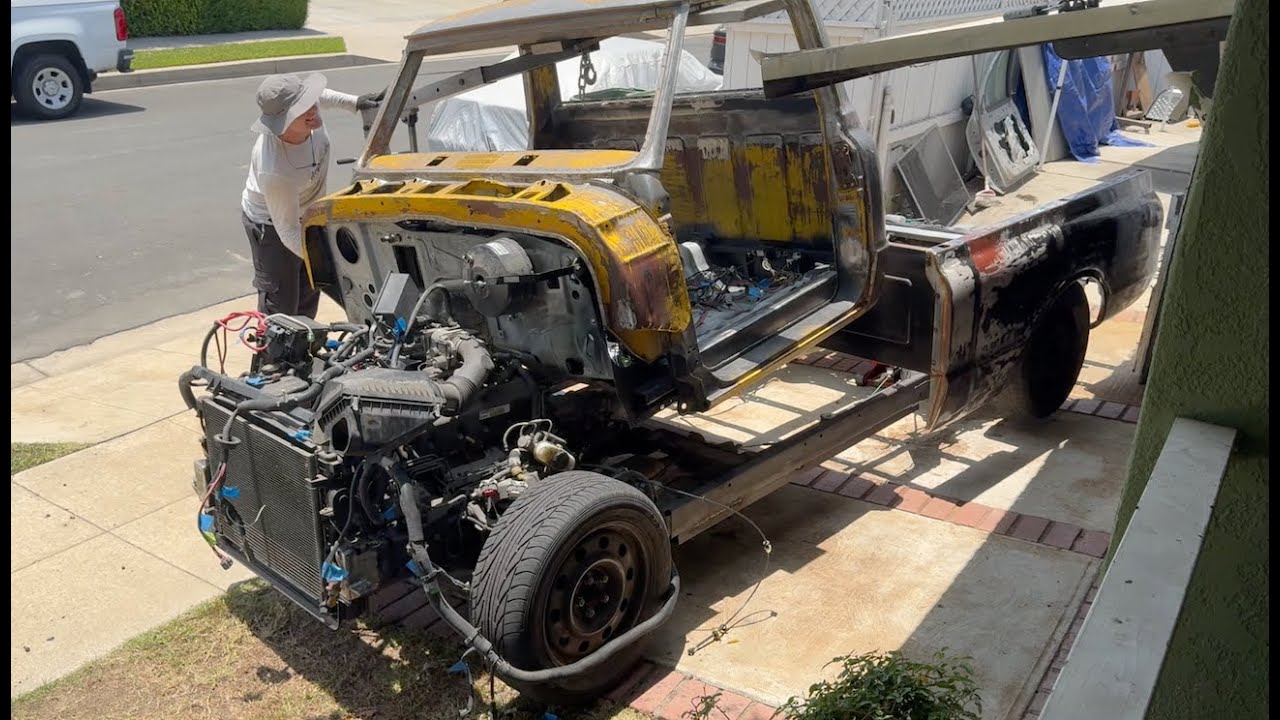 Ep24 C20 Crown Vic Swap. We complete cab steps, raise seats, mount wiring and a mistake!