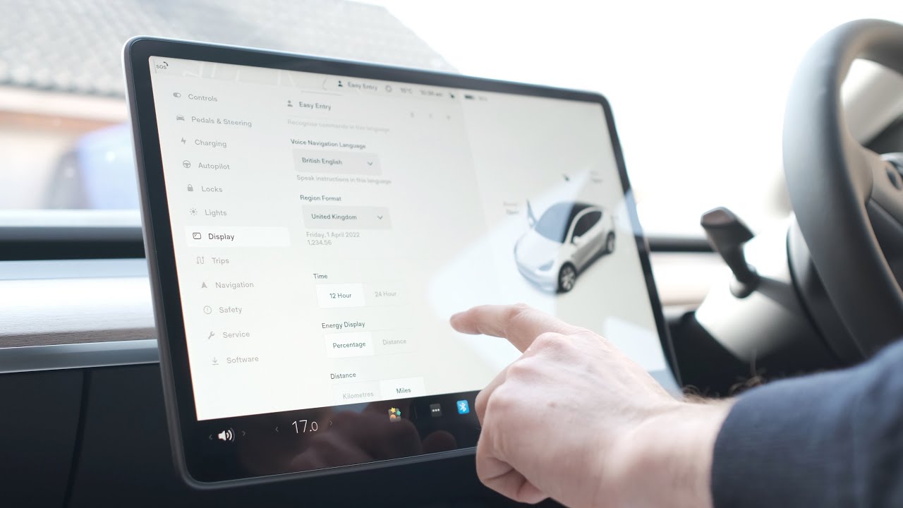 Tesla Screen Protector: Glossy vs Matte?