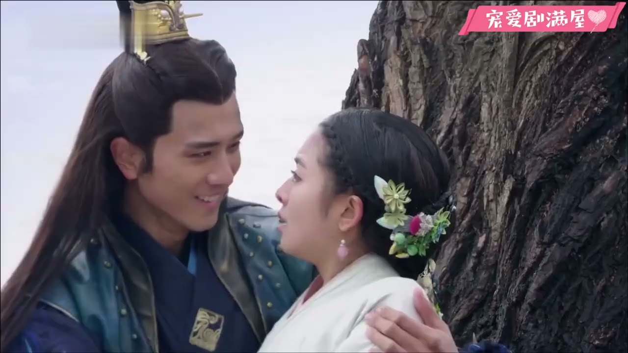 王爺只愛灰姑娘，小三當場瘋魔將灰姑娘推下懸崖崖，王爺捨命跳崖救人！！#chinesedrama #兰陵王妃  #张含韵 #彭冠英