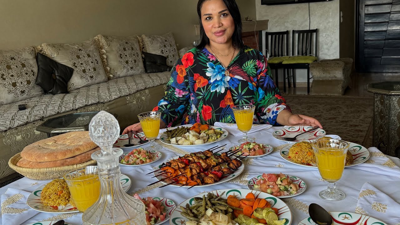 شاركت معاكم دجاج قطبان مشوي فالفران كيجي فتي متشبعوش منو/مع روز مرافق للمشويات لذيذ جربوه ادمان 💖