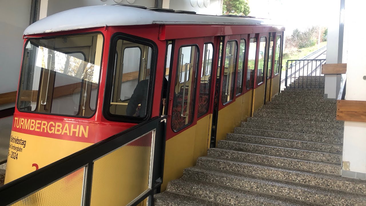 Karlsruher Turmbergbahn (Bergfahrt).