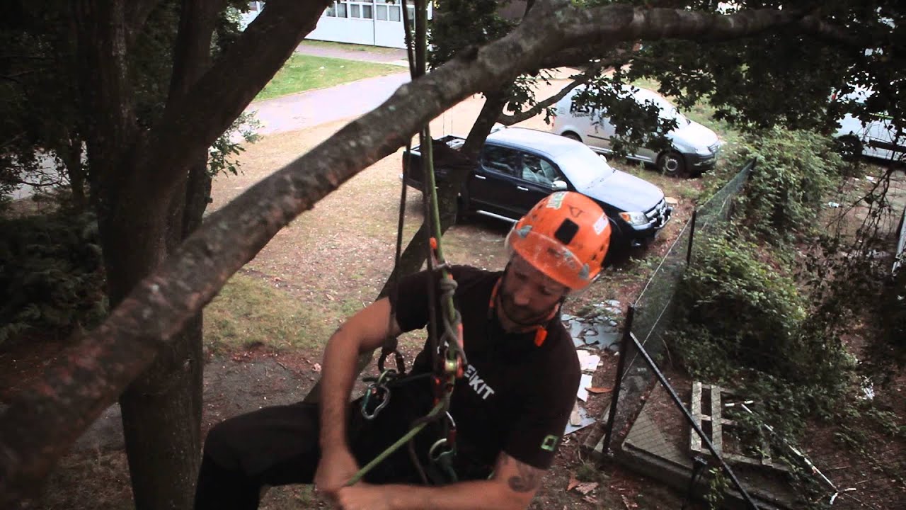 Treekit SRT Tutorials E10 - Maneuvering your SRT System Around a Tight Fork