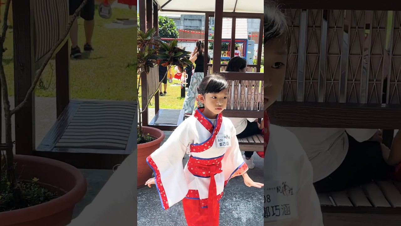 #小kiwi 穿古裝玩耍真不方便😆 #開筆禮