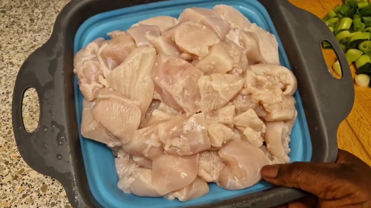 poitrine de poulet  cuite  avec  des légumes