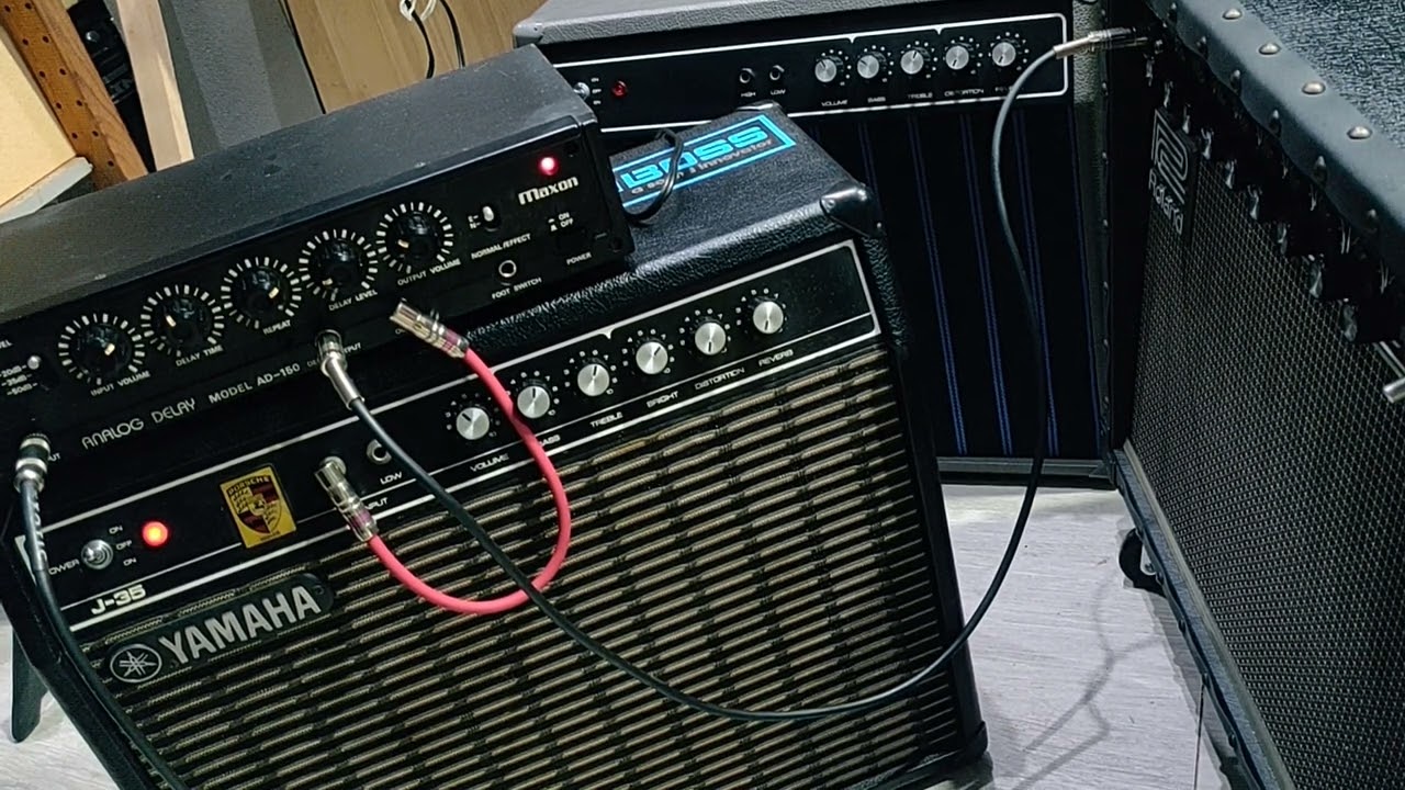 Maxon AD150 Yamaha J-35 Roland JC-77