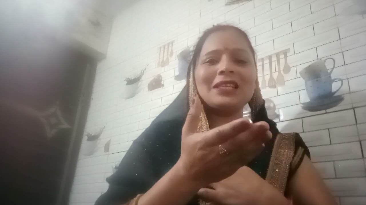 हेलो दोस्तों सभी को राधे राधे अवधी नाच गीत आप लोग कैसा लगाकमेंट बॉक्स में जरूर बताना धन्यवाद