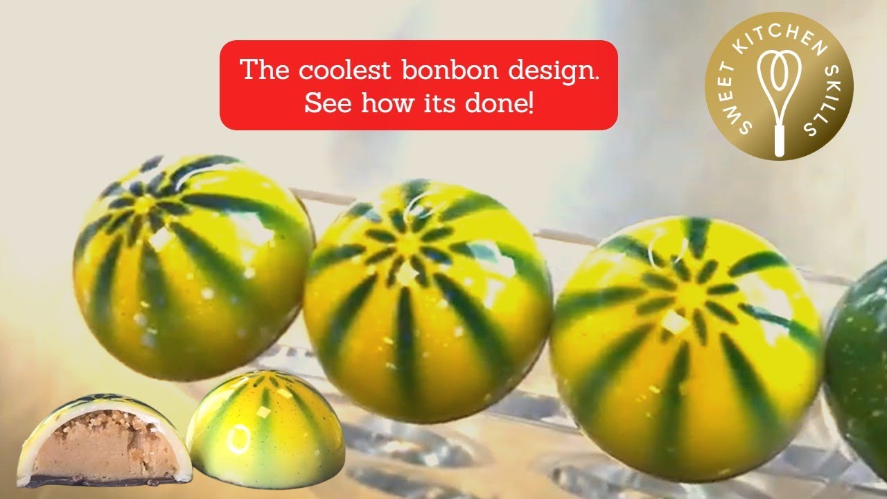 Bonbons with a cool, flower design and 2 fillings
