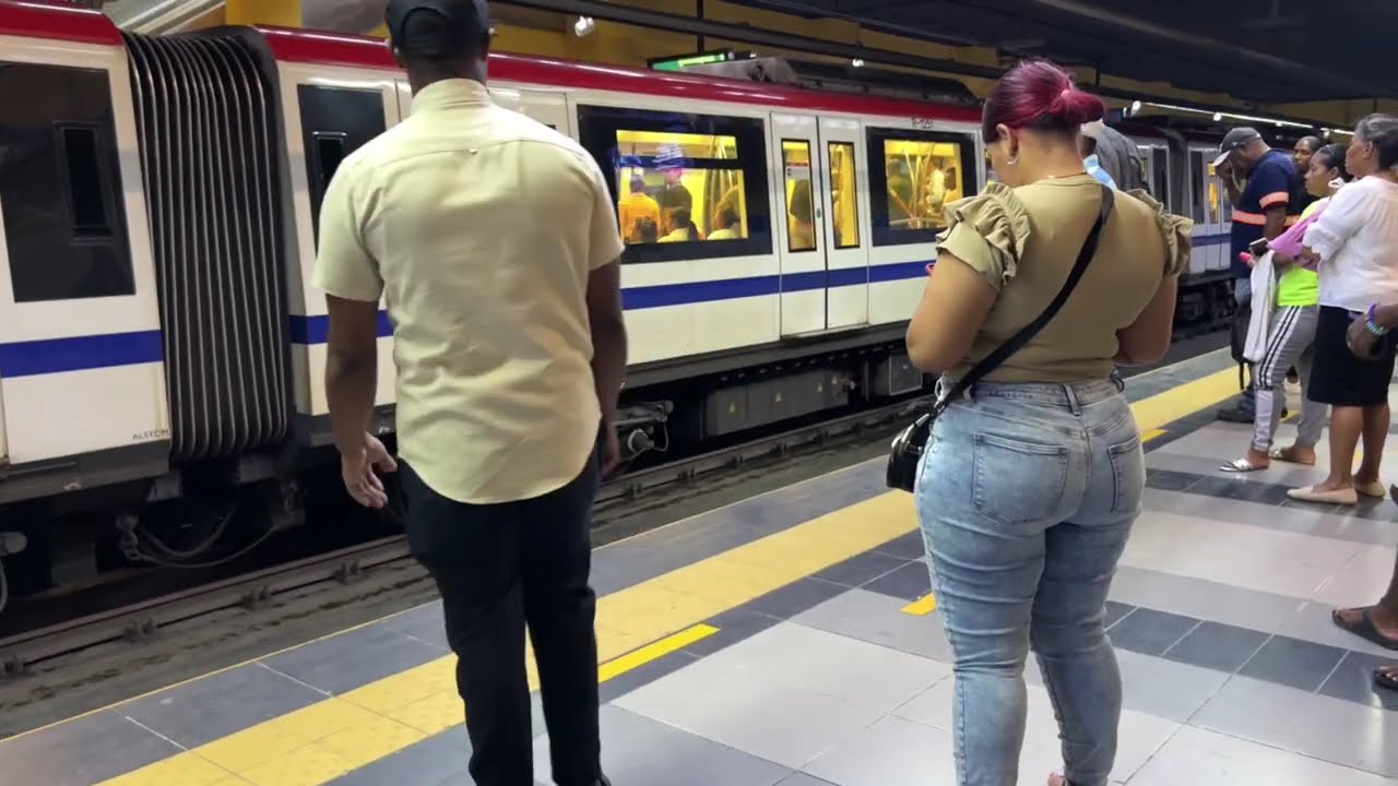 Dominicana se abre, y lo deja ver Todo. Las cosas que nunca vemos…