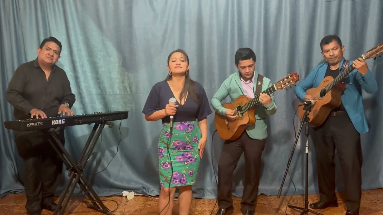 TE QUIERO TE QUIERO / interpreta : MAYRA MONTES [ en vivo ] ( Autor :NICOLÀS FIALLOS )