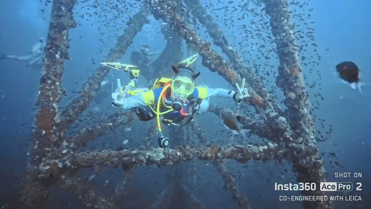 First dive with Insta360 Ace Pro 2 at HTMS Chang wreck to 28.8m
