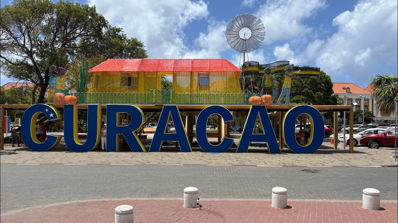 Willemstad Curacao! Enjoying the Little things in Life, watching the Floating Bridge.