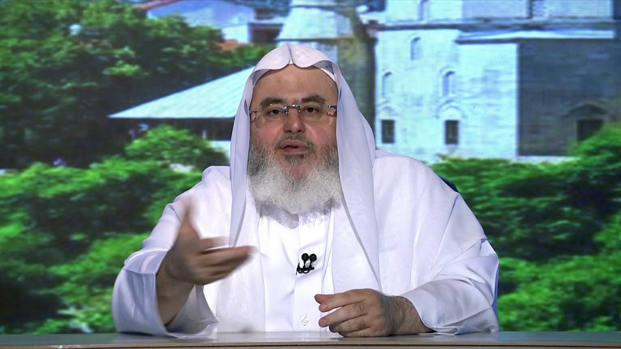 سائح مسلم دخل قصر فرساي فماذا وجد