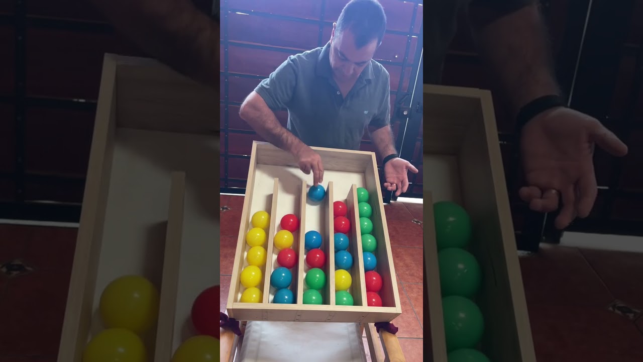 Jugando el juego de bolas