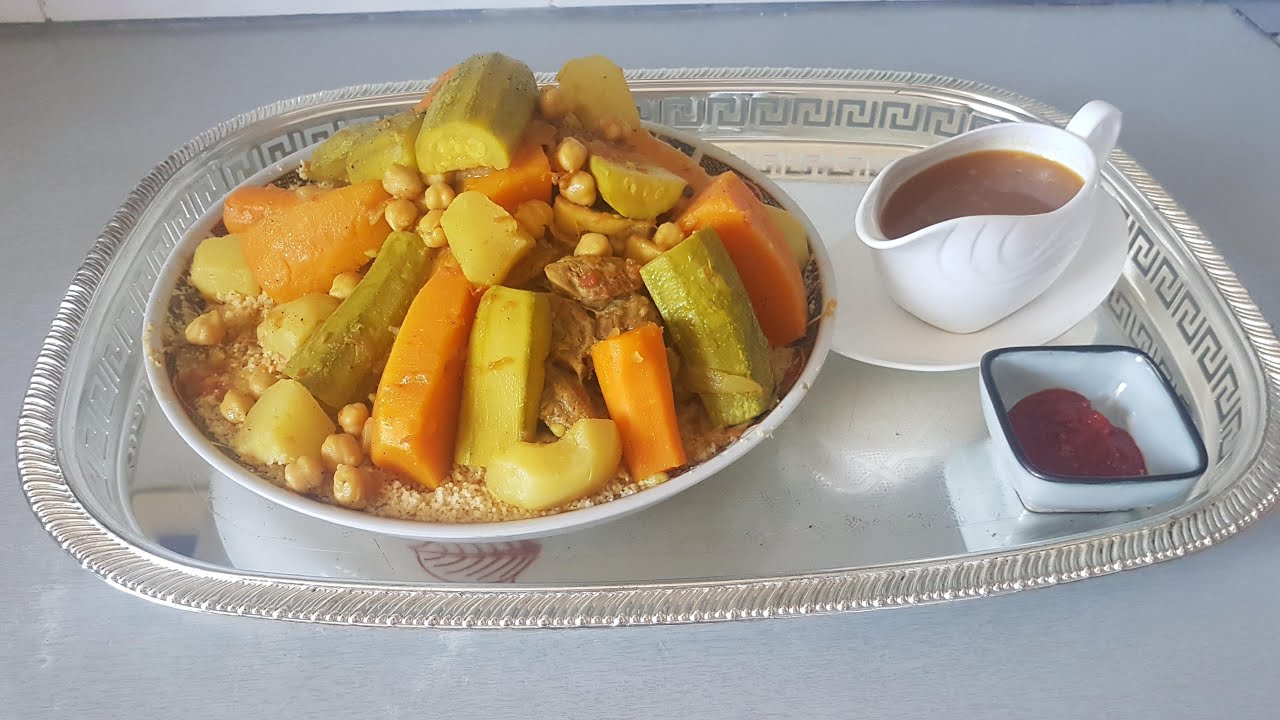 كسكس بالدقيق الكامل.                COUCOUS DE BLÉ DUR COMPLET