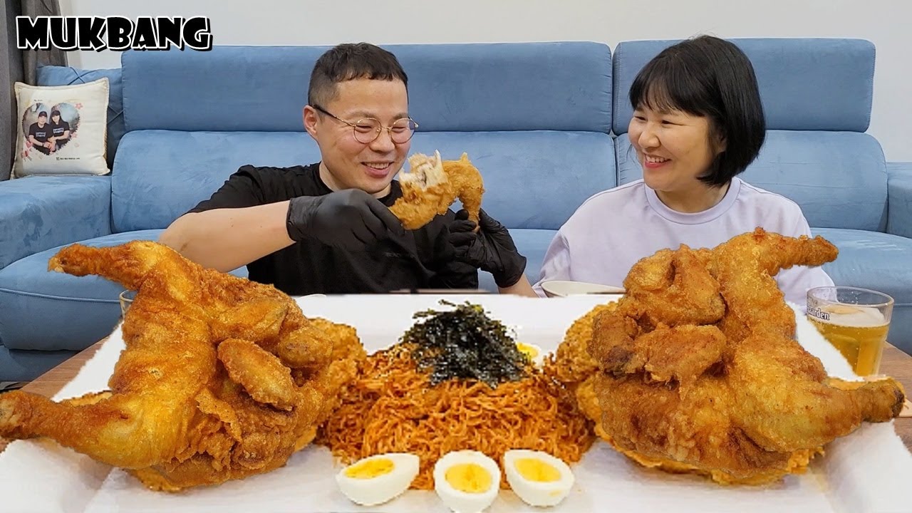 Жареная курица по-корейски и лапша пибим со вкусом малаㅣCookingㅣMukbang