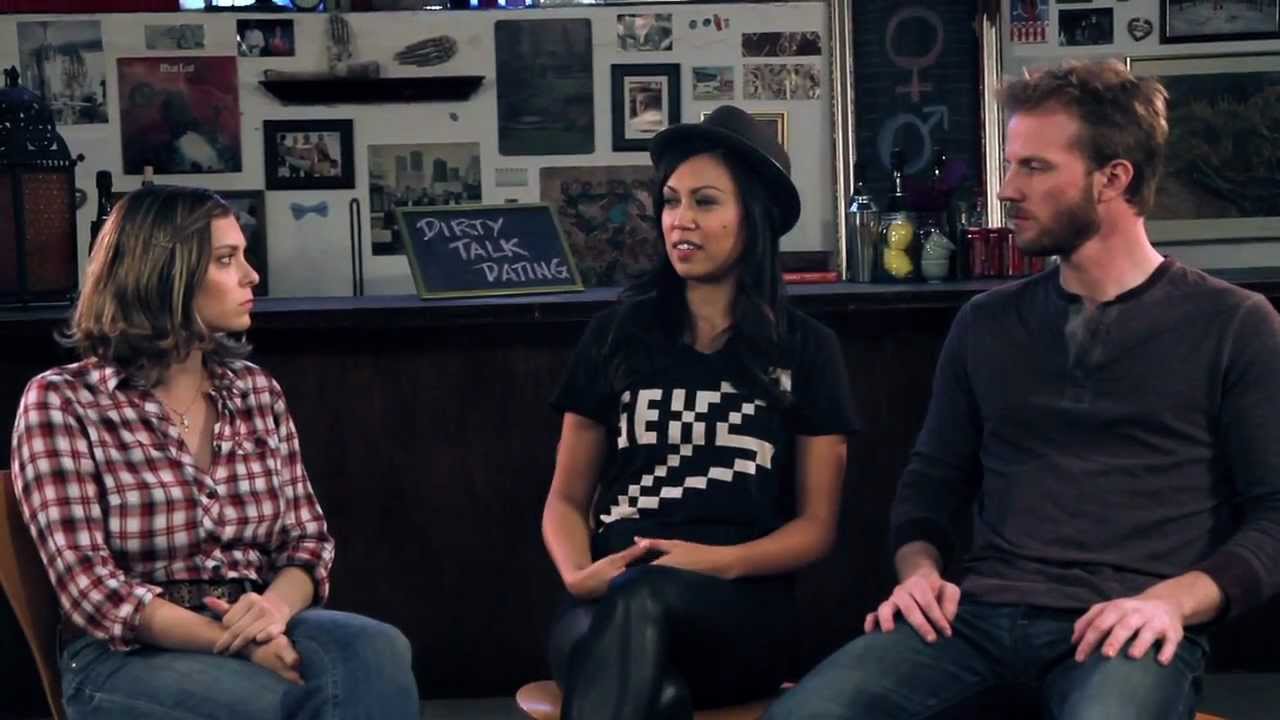 Dirty Talk Dating - Rachel Bloom Reveals What's Sexier Than Boobies.