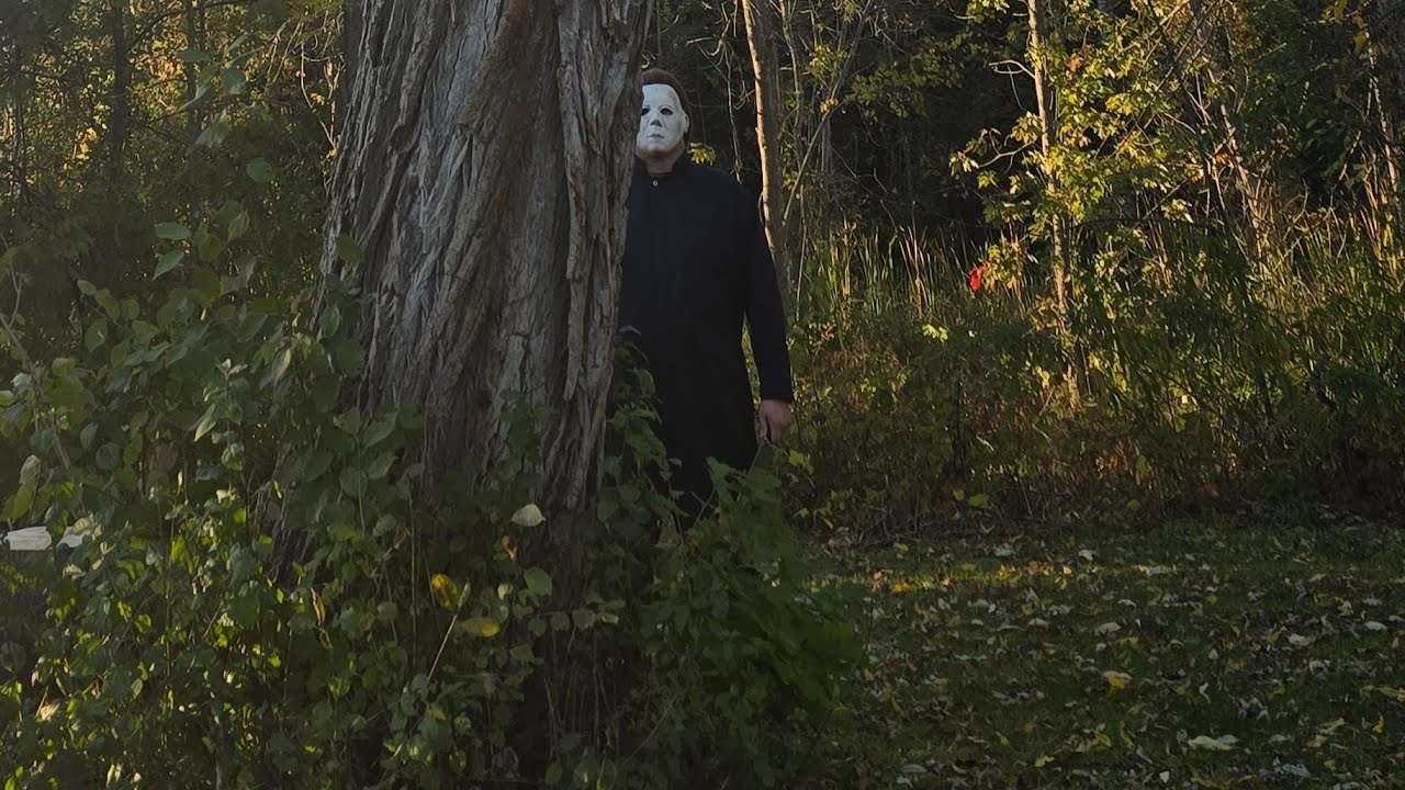Michael myers goes on vacation 