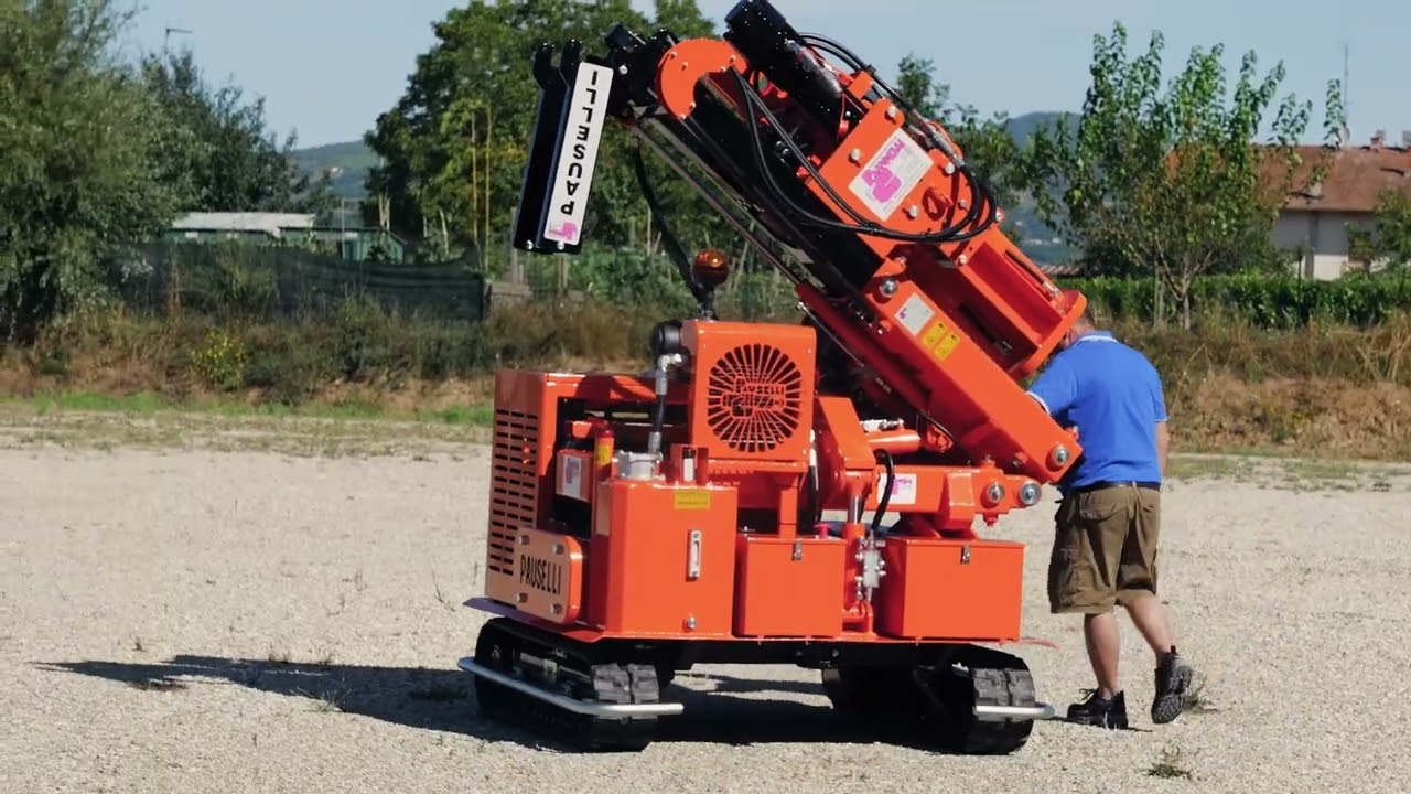Pauselli post driver machines mod. 400 and mod. 700