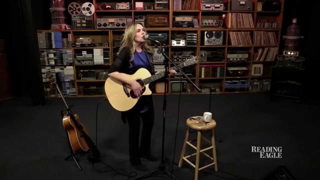 The Sound Room featuring Mary Fahl