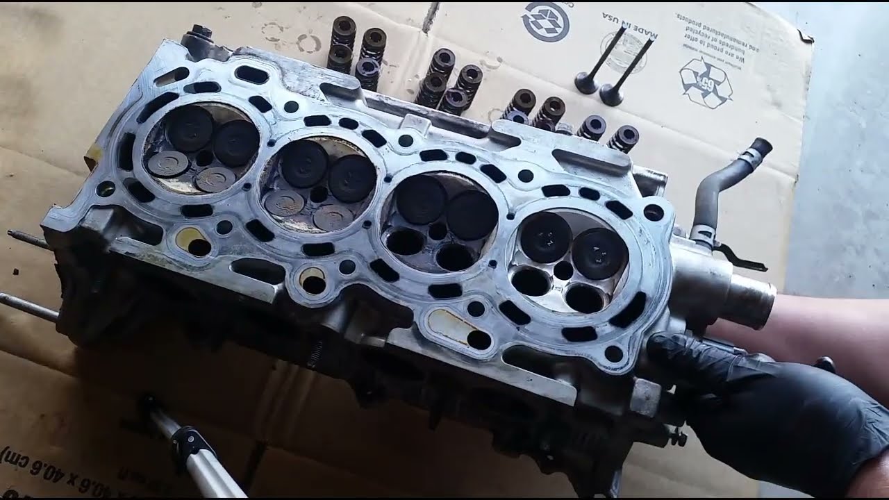 1ZZ engine rebuild part 3 | valves removal, clean, seals replacement