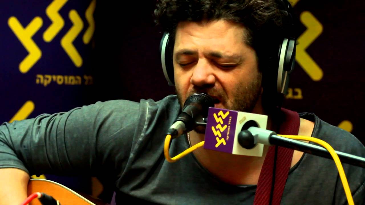 אמיר דדון - כל יום כמו נס (חי באולפן גלגלצ)