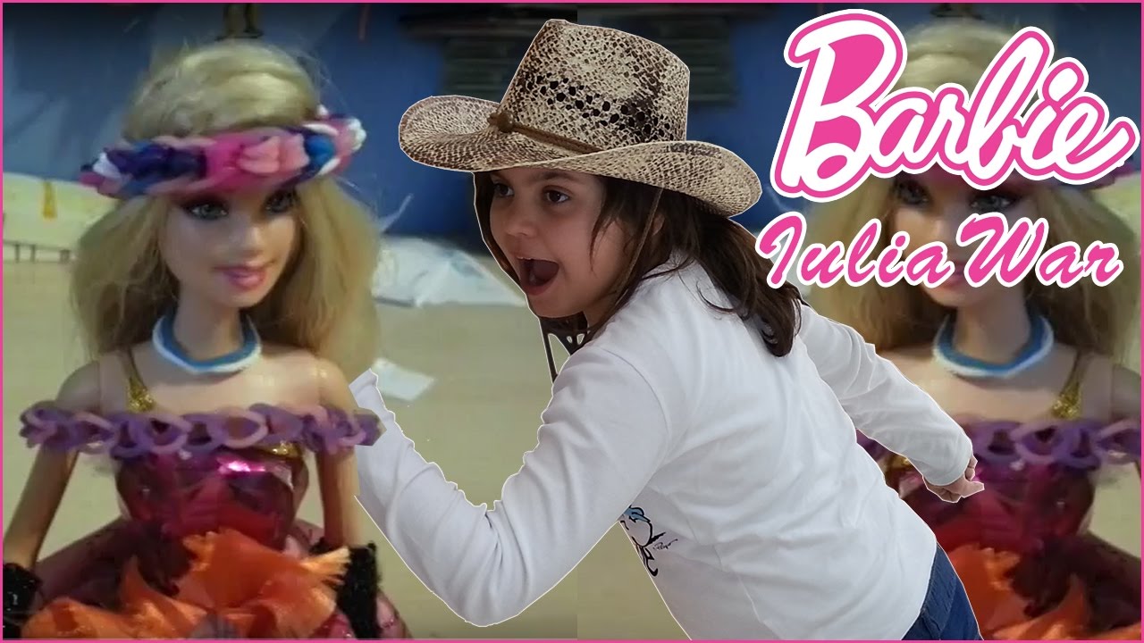 Una Barbie fatta da Giulia Guerra a 10 anni: Barbie IuliaWar