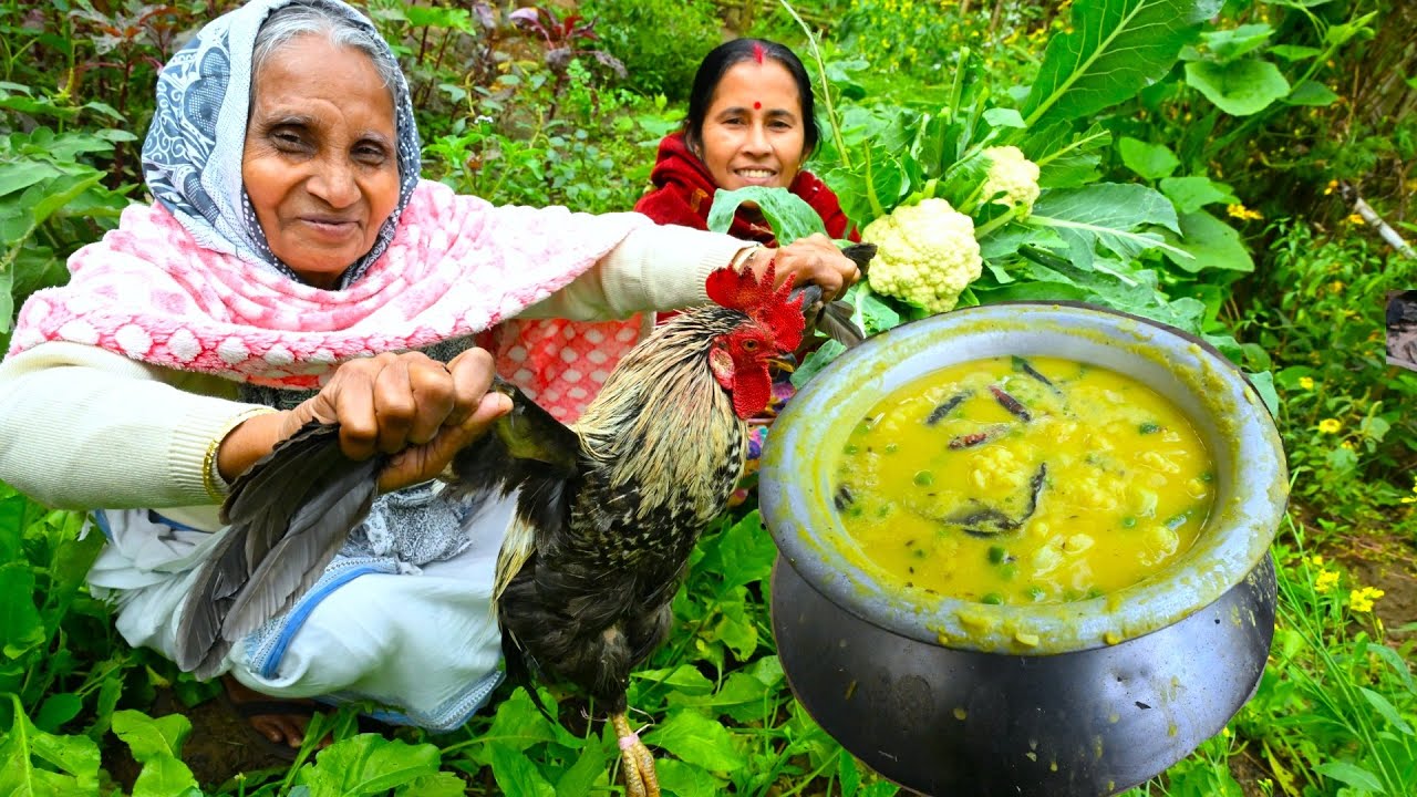 শীতের মধ্যে বাগানের তাজা সবজি দিয়ে খিচুড়ি সঙ্গে দেশি মুরগি কষা রান্না | Khichuri chicken kosha