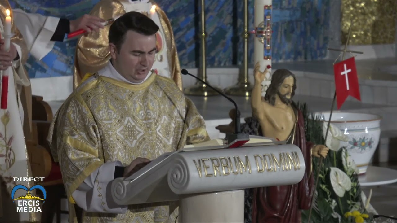 Iași (catedrală): Liturghia din Noaptea Învierii (3 aprilie 2021)