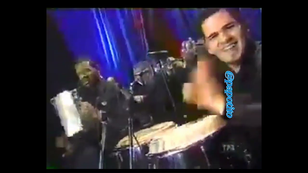 GRUPO KARIS EN EL SHOW DE RAYMOND CANTA HÉCTOR TITO BONILLA