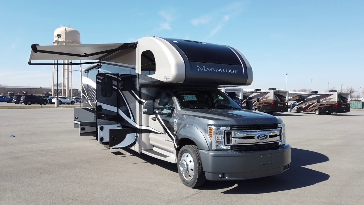 The 2019 THOR Magnitude BH35 is THOR's New Luxury Super-C