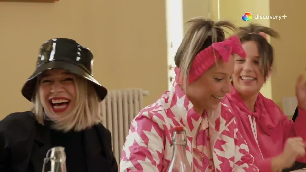 Ti spedisco in convento Italia | Il piano di fuga delle ragazze 🚀💖