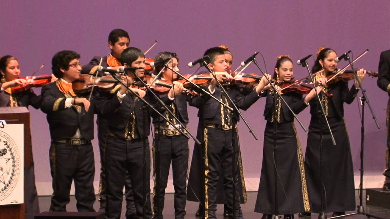 2013 Texas State High School Mariachi Competition Stephen F Austin Middle School Academy Performance