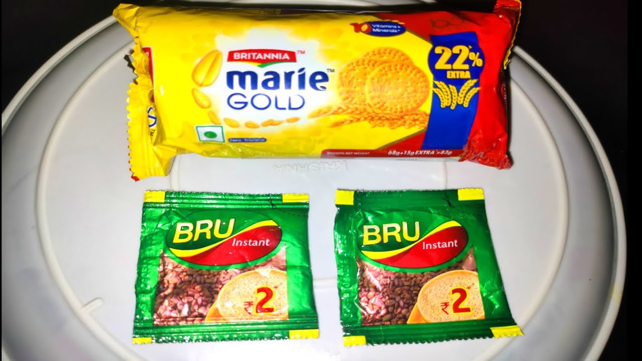 EASY MARIE BISCUIT CAKE WITHOUT OVEN, MILK | 4 ingredients Marie Gold Biscuit Cake Recipe