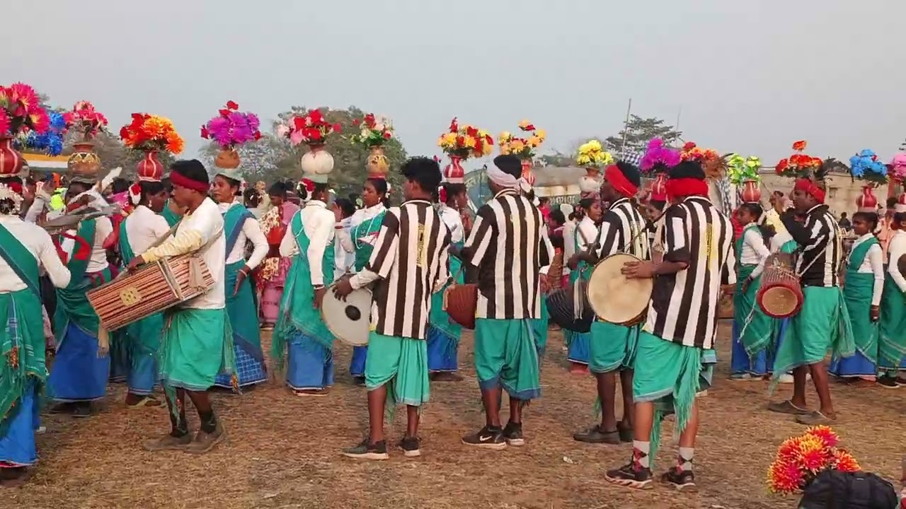 Lagre enech santali video 