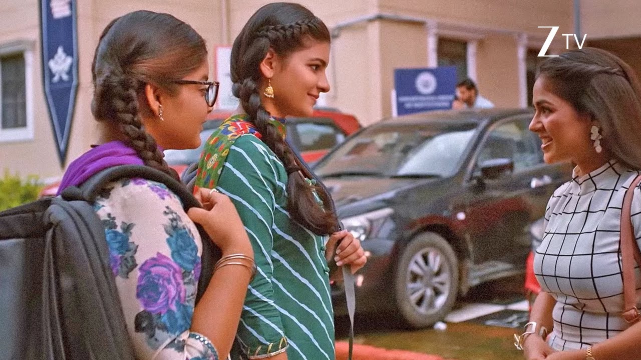 Saru | Will Rachna convince Saru and Phulla to come to the party.
