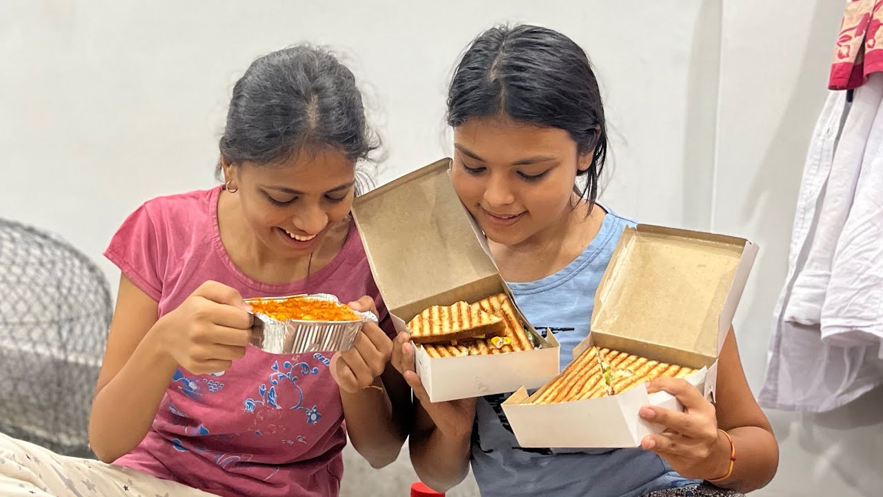 Bhen ne diya party 🤣 || mummy or maine zid kiya 😁 || alkaagarwal || kolkata