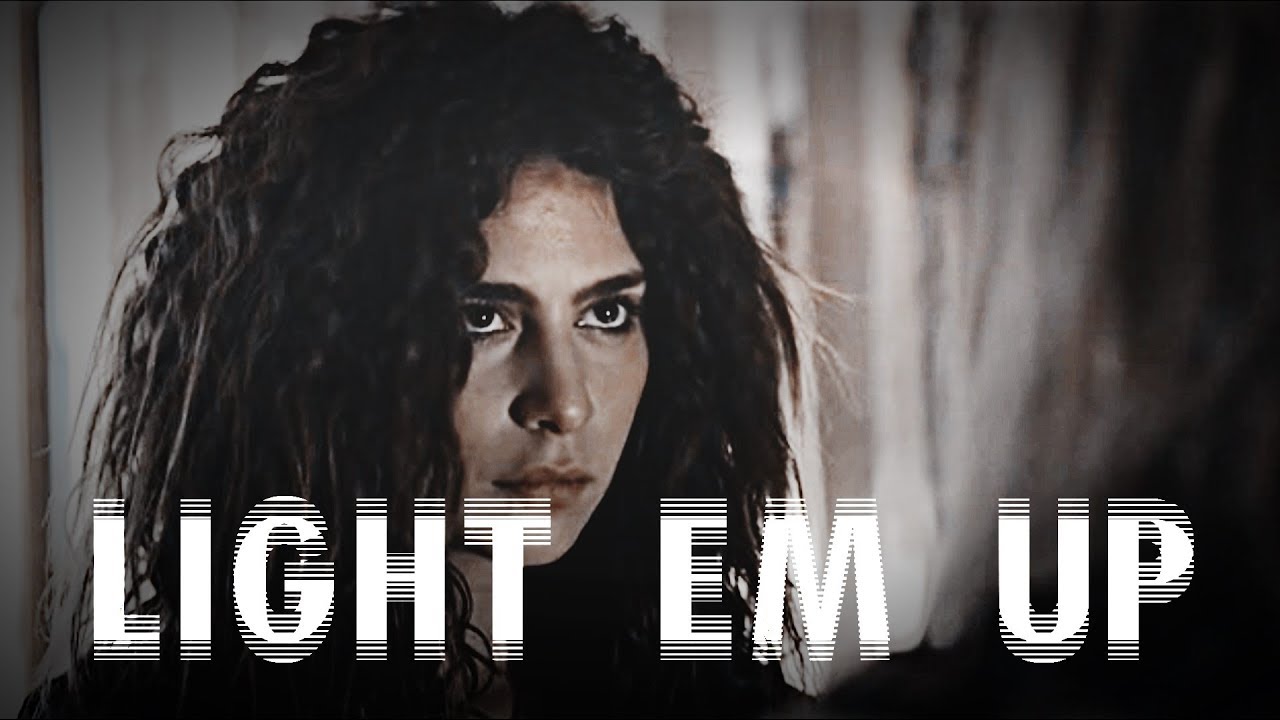 Luna Kom Floukru || Light Em Up