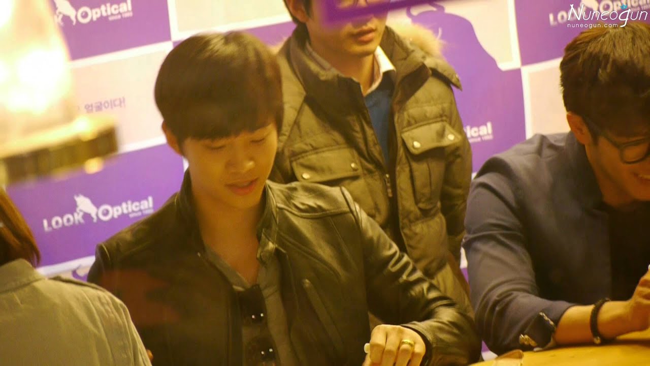 [DIGEST] 130321 'LookOptical' 사인회 in 노량진_준호직캠_By Nuneogun