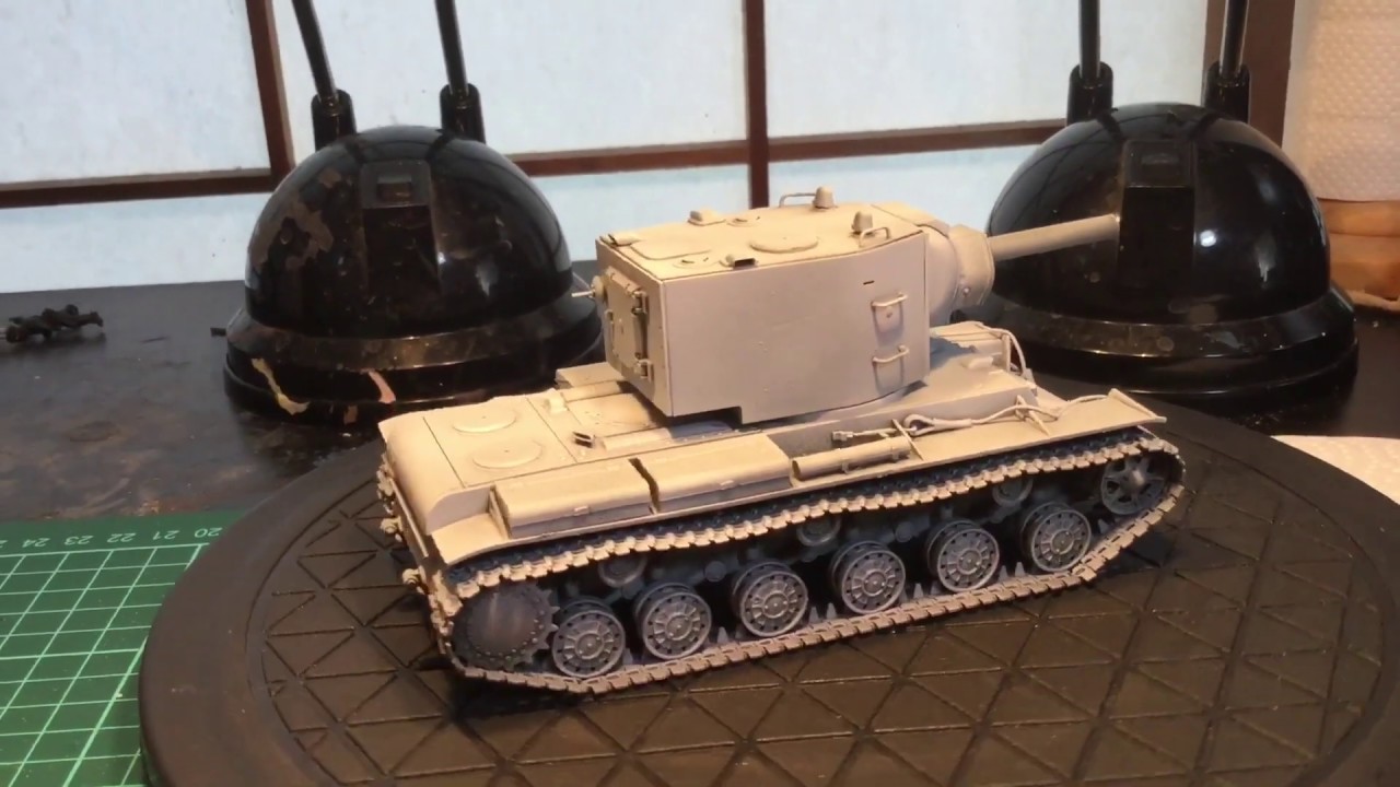 Painting winter armor camouflage tutorial : hairspray method and a KV2 &lsquo;gigant&rsquo;