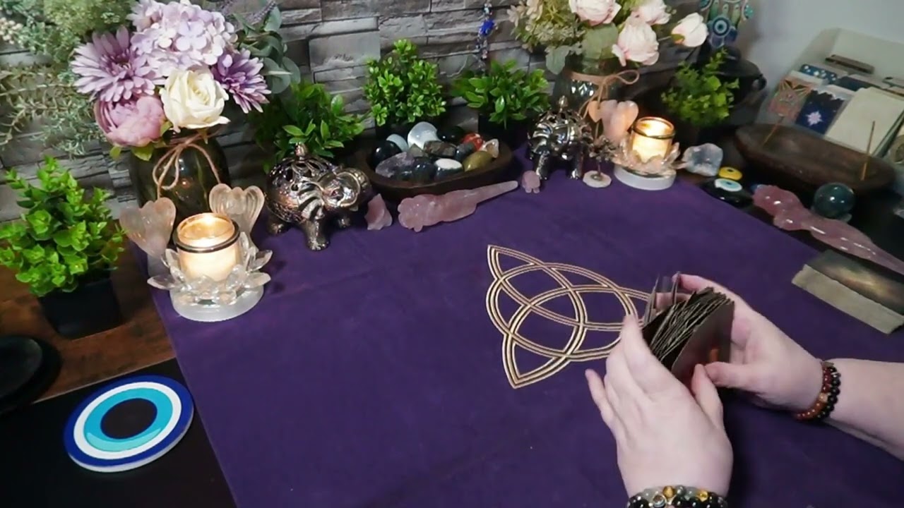 CANCER🦀💖 Love, Singles, Twin flame And Money! What Is In Store For You?