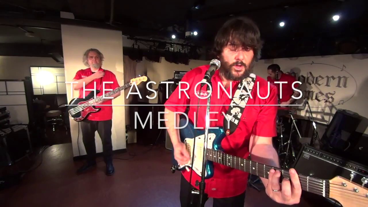 Surfer Joe & Band - The Astronauts Medley live in Kyoto