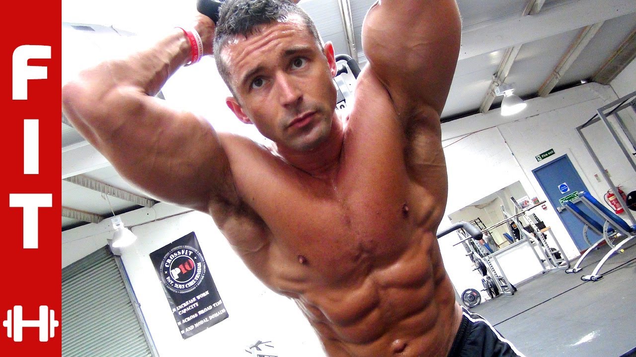 FAST-MOVING FAT-BURNING WORKOUT with James Alexander-Ellis pre-comp for WBFF