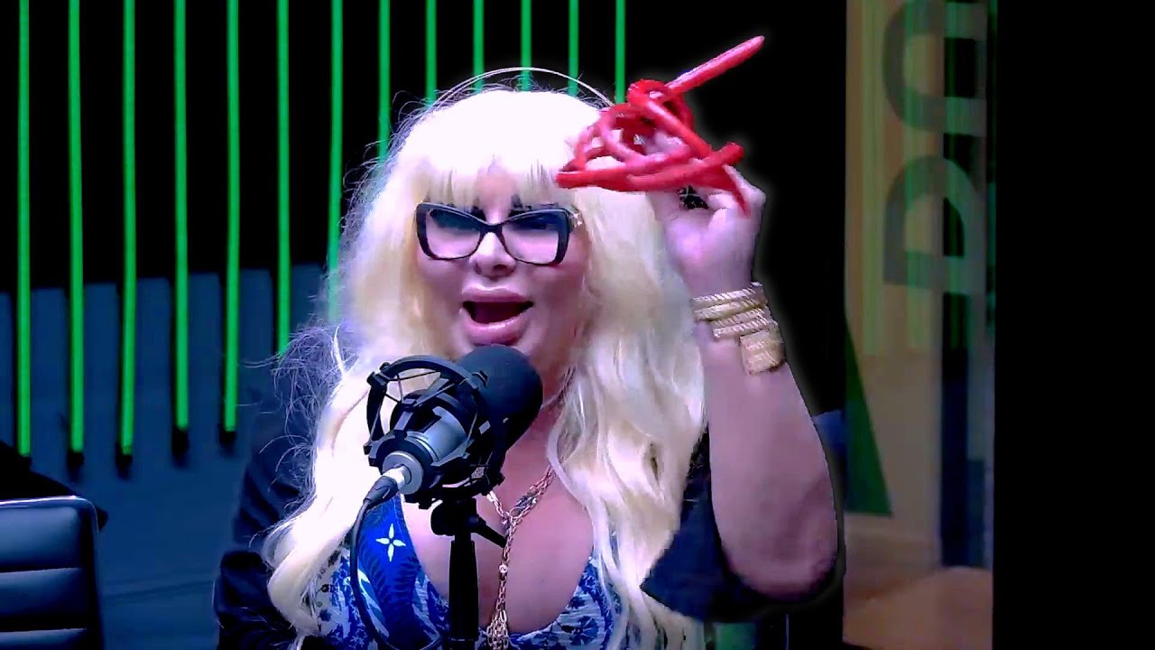 L'urlo di battaglia di Elenoire Ferruzzi (feat. Andrea Di Napoli) - La Zanzara 9.12.2025