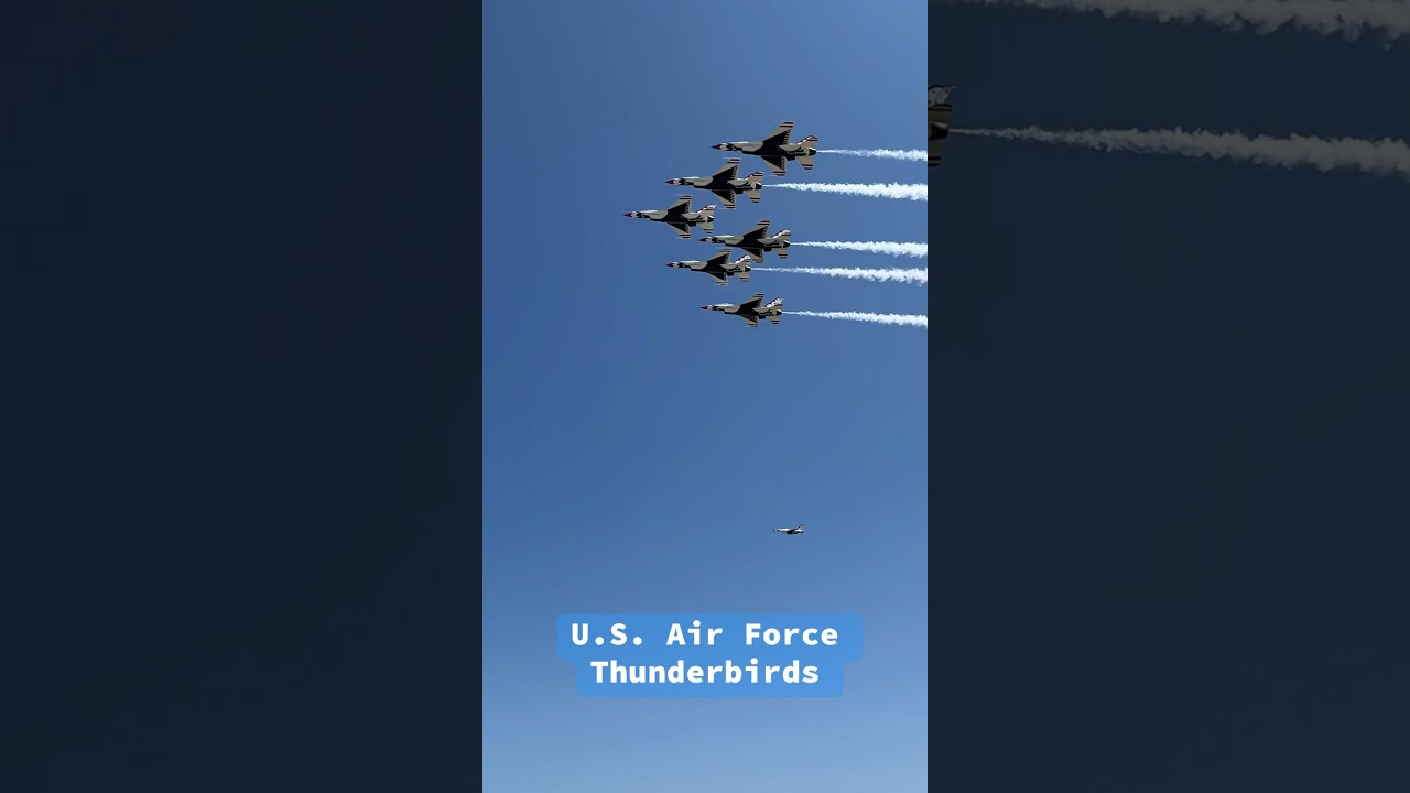 U.S. Air Force Thunderbirds Passes at #OSH24