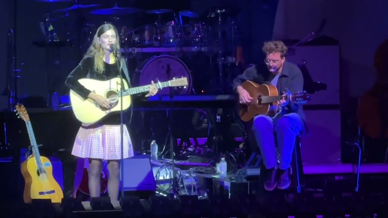 Diana Silvers - Friend