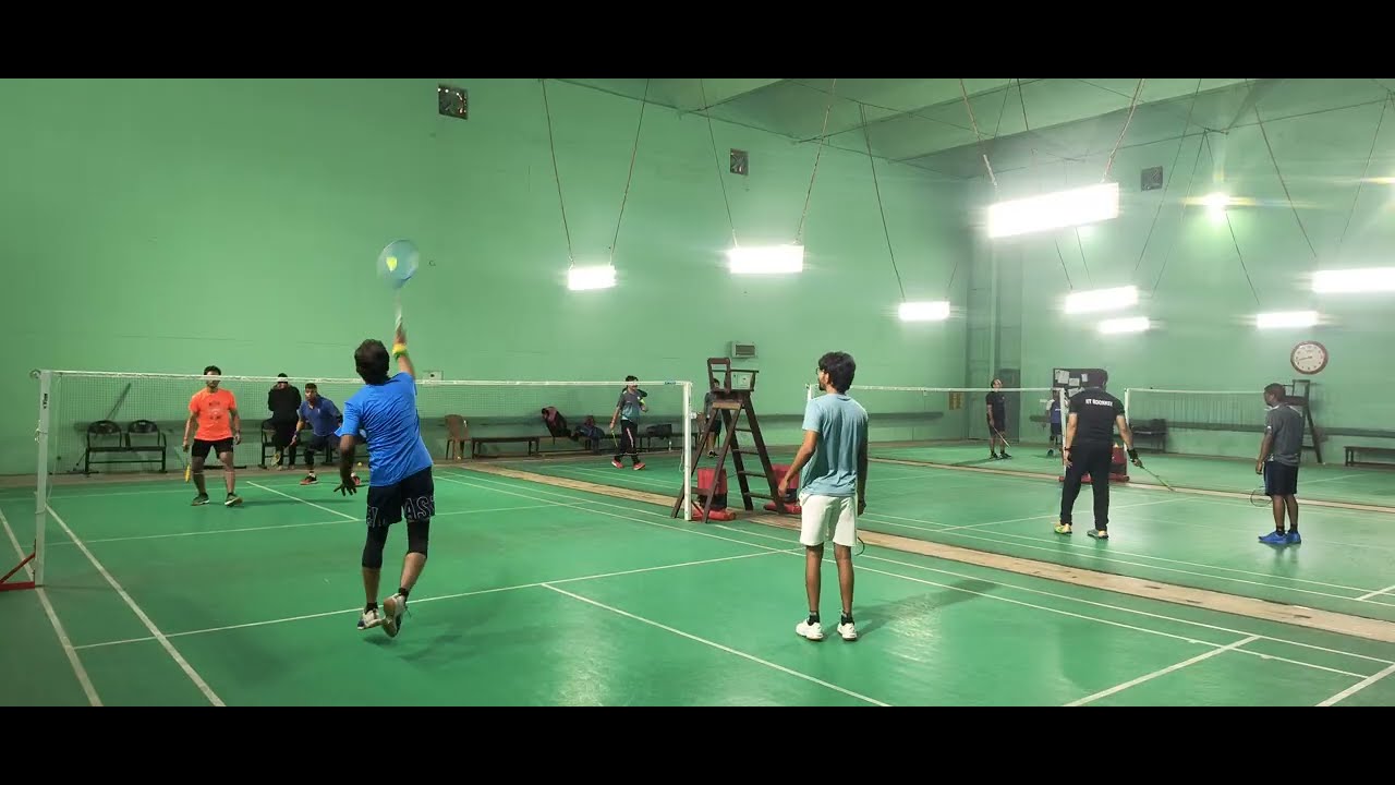 (1322) Prof. R. Balasubramanian & Prashant vs Prof. Ramesh & Abhishek (Clash) #badminton #doubles