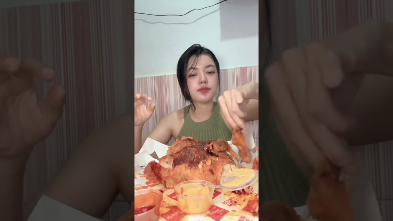 Makan ayam richeese satu ekor lagi gaes🔥