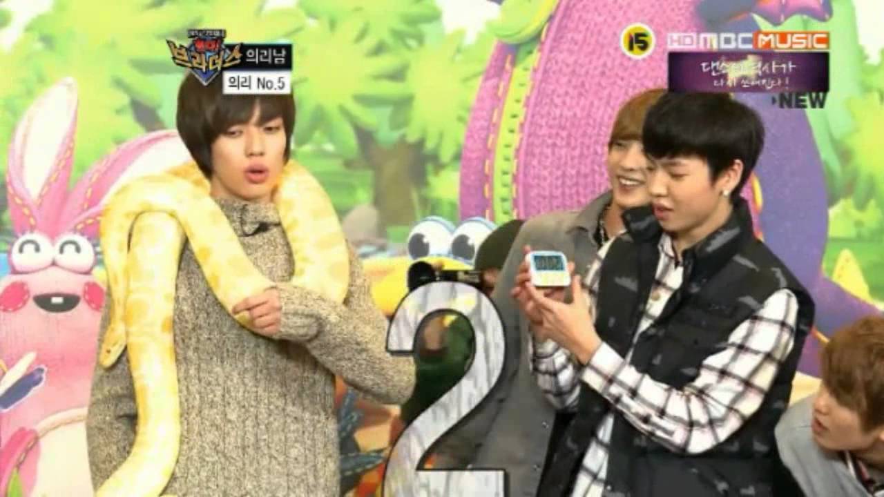 Teen Top 천지와 니엘이 뱀을 만났을 때
