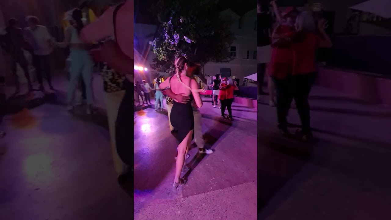 Salsa Cubana in Cuba #losvanvan